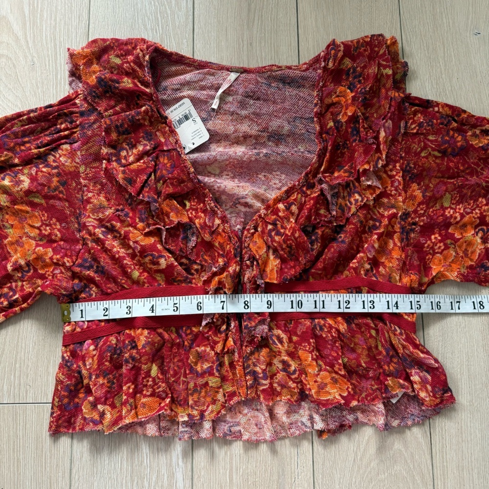 NWT Free People Rudi Ruffle Cropped Top Cherry Floral Blouse Boho - Picture 10 of 12